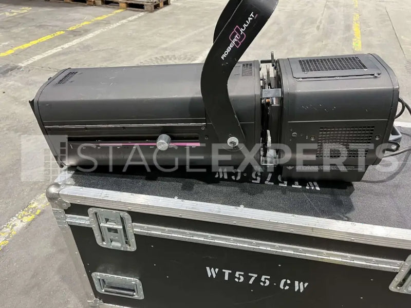 Robert Juliat 710SX2 2kW 10–25° Zoom Profile (Tungsten)