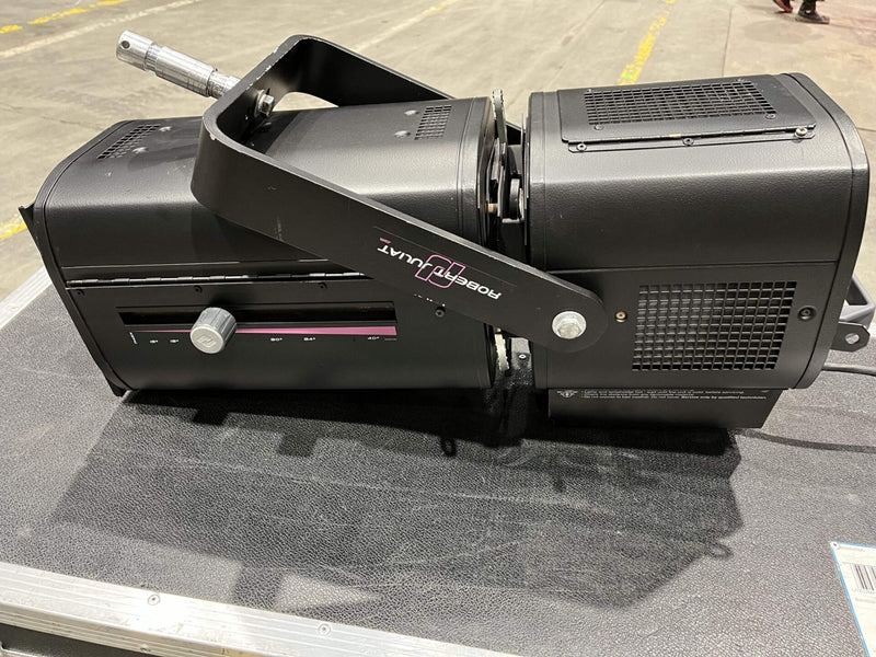 Robert Juliat 714SX2 2kW Zoom Profile 15–40° Theatre Fixture