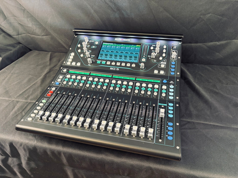 Allen & Heath SQ-5 Digital Mixer with optional Dante & Case