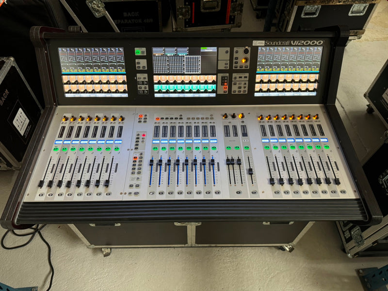 Soundcraft Vi2000 + Compact Stagebox 32/16 in Flip Case