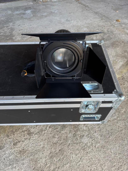 Elation Fuze PAR Z60 IP 8x LED PAR Kit with Case & Barndoors
