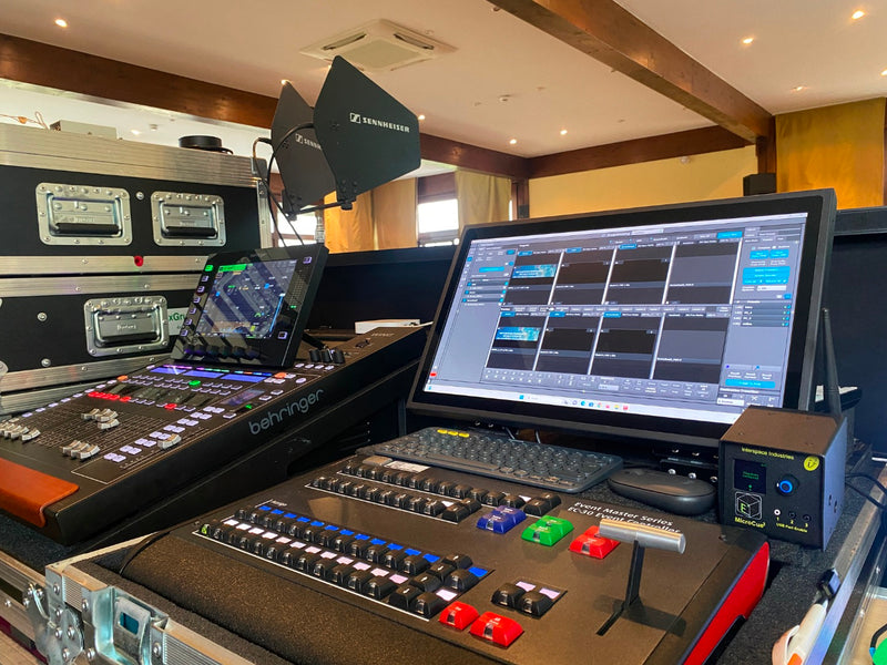 Barco EC‑30 Controller with Case, Mini PC & Touch Bundle