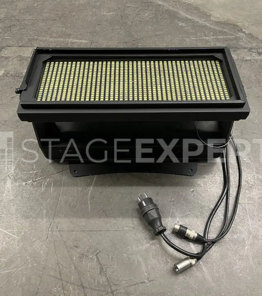 SGM Q-7 W LED Flood/Strobe – Powerful Professional Wash