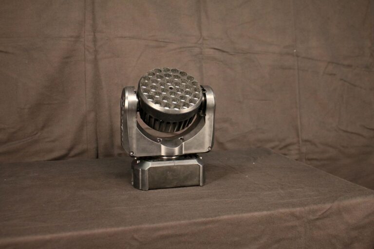 Martin MAC 101 Package – 20 Fixtures with Cases & Rigging