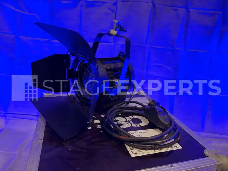 ARRI 650 Plus Fresnel 4-Piece Set with Flight Case - 4x Fixtures