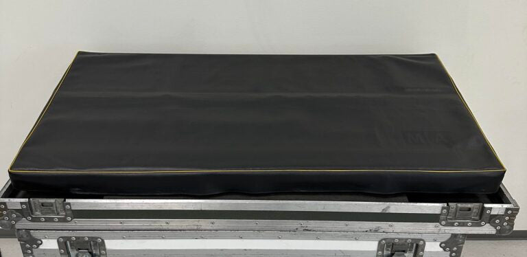 MA Lighting grandMA2 full-size console with flight case