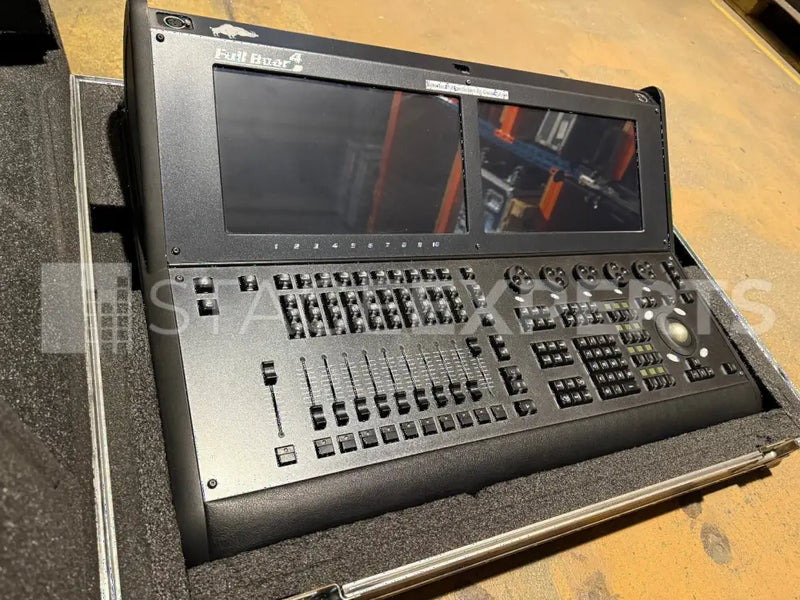 High End Systems Full Boar 4 Lighting Console + Flight Case