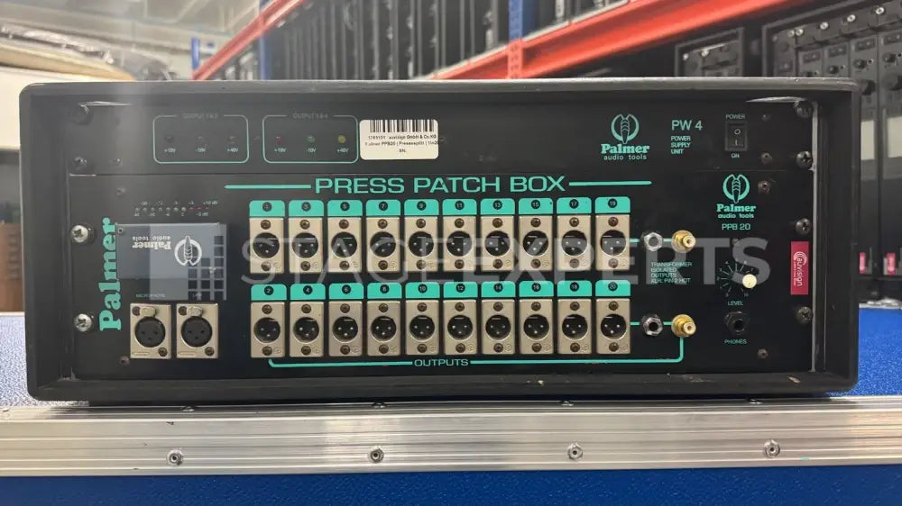 Palmer PPB20 Press Splitter/Press Box – 10 Stereo/20 Mono