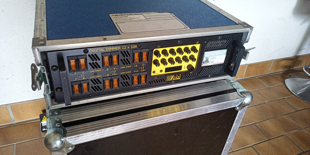 LLT DIDI-C 12x10A Dimmer – 12‑channel stage unit