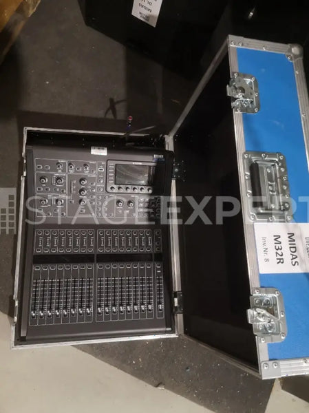Midas M32R Digital Mixing Console – Compact Pro Audio Mixer
