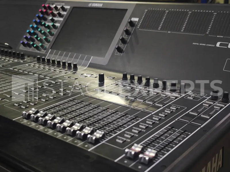 Yamaha CL5 & RIO3224-D System with Amptown Cases – Stage Experts