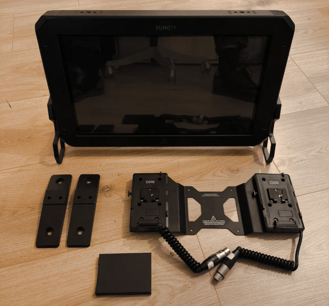 Atomos Sumo 19 with V‑mount BattWing – 19in HDR Monitor