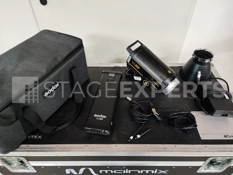 Godox VL300 LED Video Light – Daylight COB Studio Light