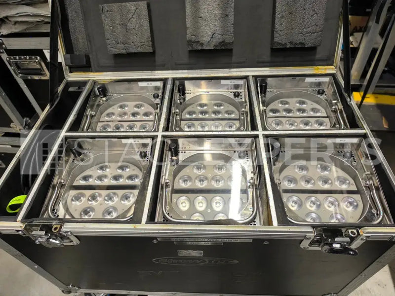 Showtec Eventspot 1900MKII Chrome – Set of 6 with Case