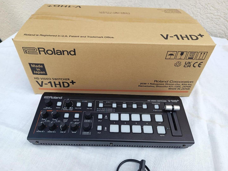 Roland V‑1HD+ AV Switcher – XLR, 4 HDMI, Excellent Cond