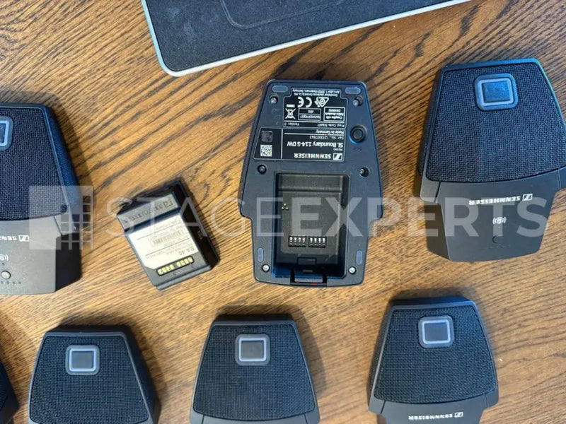 Sennheiser SL Boundary 114-S DW B – 8x Wireless Mics Set