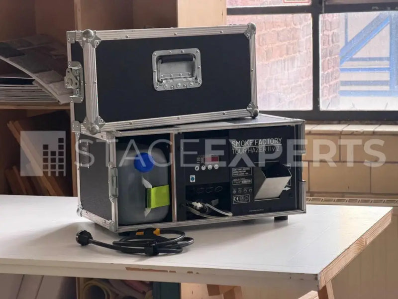 Smoke Factory Tour Hazer II-SF Quiet DMX Hazer, Flightcase