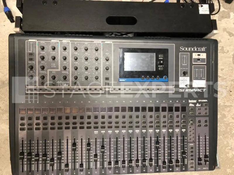 Soundcraft Si Impact + Mini Stagebox 32 with Trolley Case