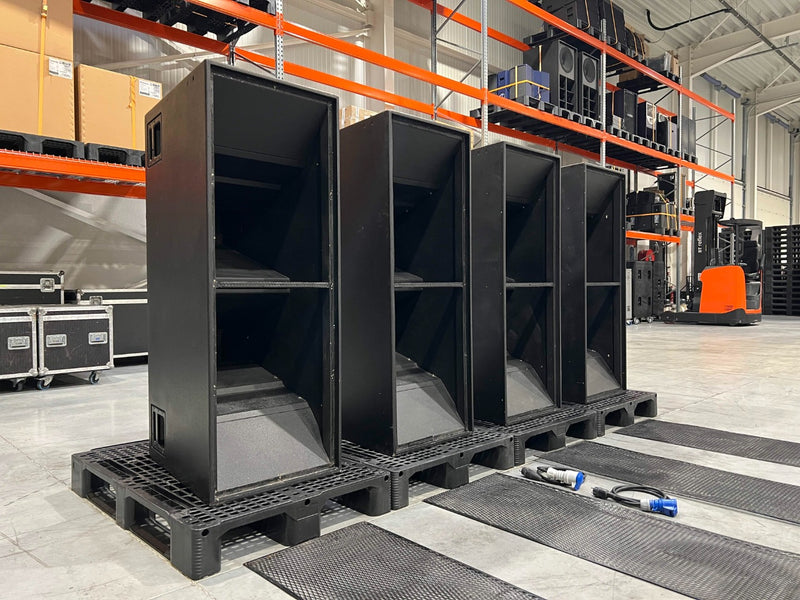 Meyer Sound DS-2P 2x15-inch Mid-Bass Loudspeakers – 4x