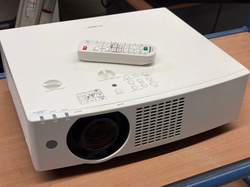 Panasonic PT-VMZ72WE LCD Laser Projector – 7,300 Lumens