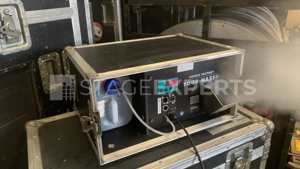 Smoke Factory TourHazer in Amptown Case – Pro Hazer for events