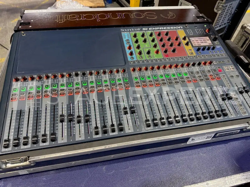 Soundcraft Si Expression 3 Digital Mixer with MADI Card