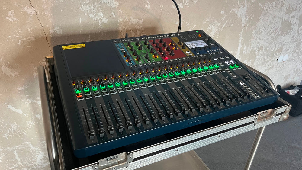 Soundcraft Si Expression 2 with USB-MADI & Mini Stagebox 32