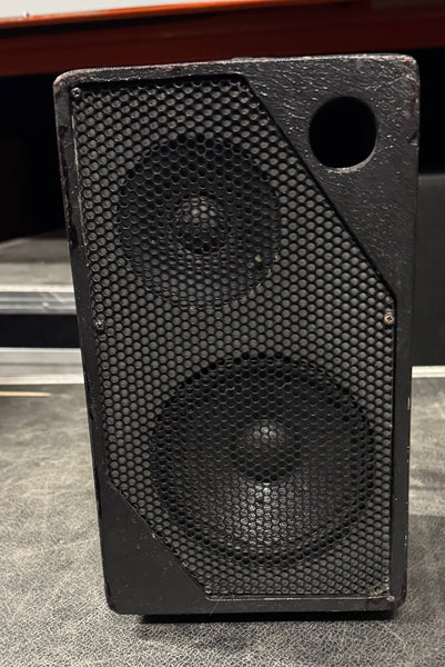 EAW UB12 Set of 8 in Case – Compact Point Source Speakers