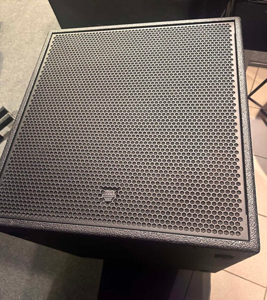 EM Acoustics R10/S18 + DQ20 Point Source System Bundle with Cases