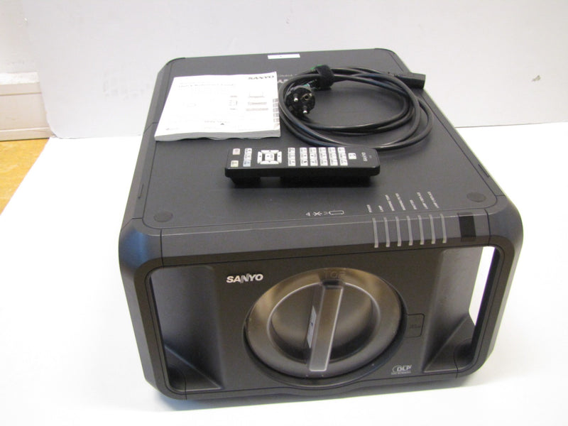 Sanyo PDG-DHT100L Full HD Installation Projector, 6500 lm
