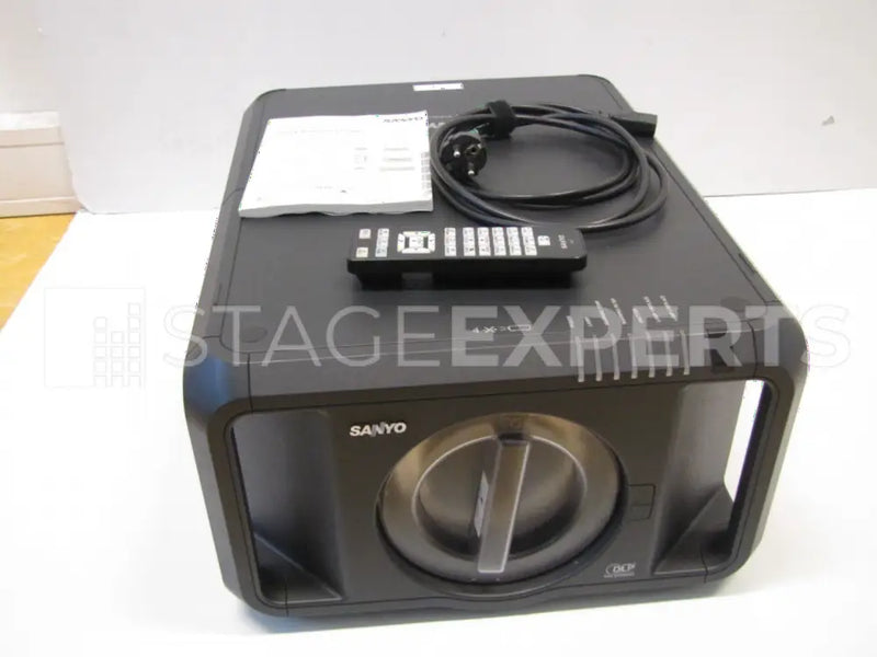 Sanyo PDG-DHT100L Full HD Installation Projector 6500 lm