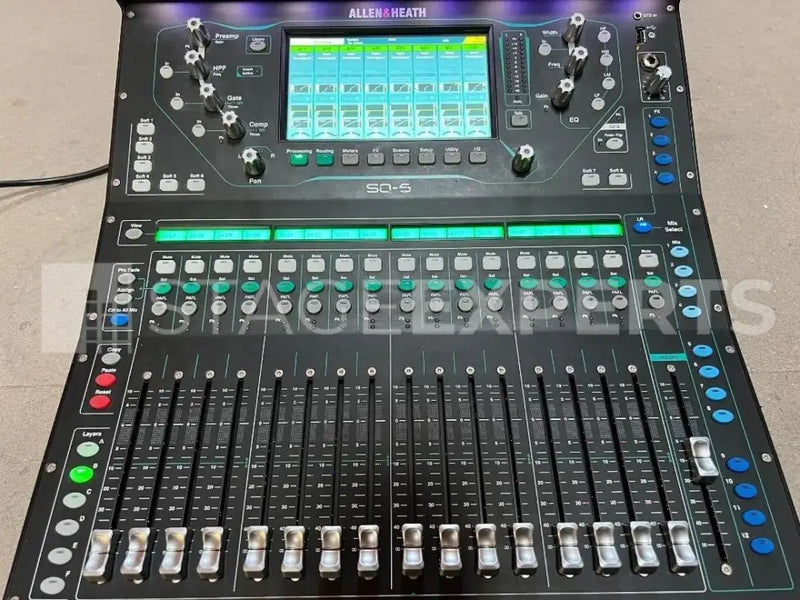 Allen & Heath SQ-5 digital mixer incl. Dynamic Pack