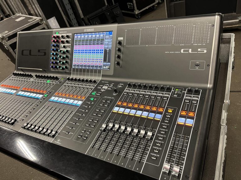 Yamaha CL5 + Rio3224-D Dante Package – Digital Mixing Console