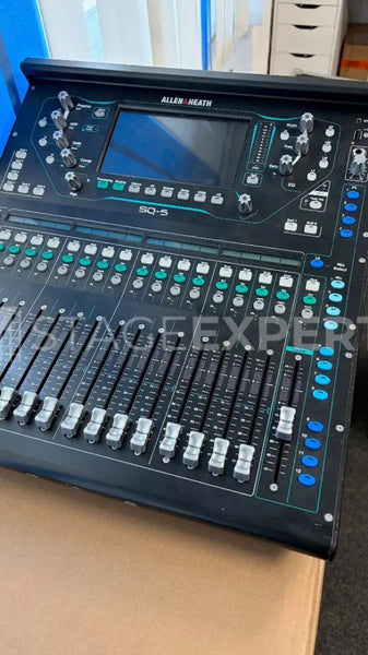 Allen & Heath SQ5 Digital Mixer with Plugins – Used