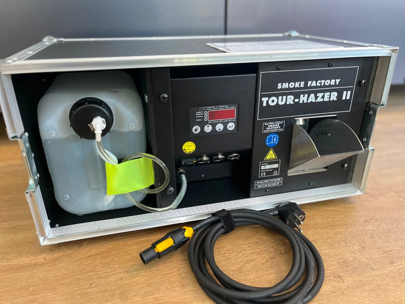 Smoke Factory Tourhazer II in Amptown Case – Pro Hazer