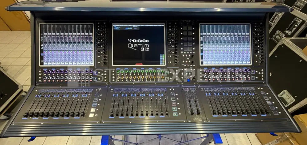 DiGiCo Q338 Pulse Digital Mixer with HMA, Waves I/O & Cases