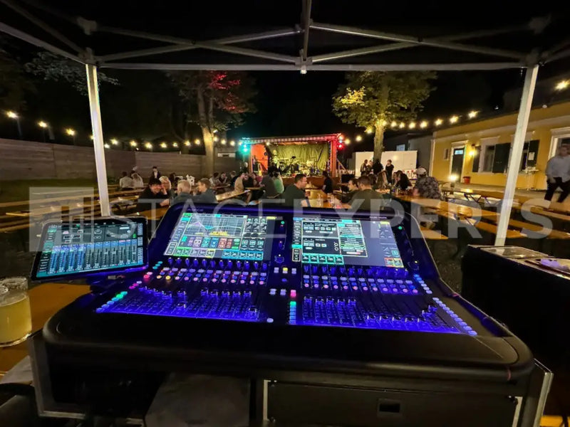 Allen & Heath Avantis dPack + Dante 64x64 Digital Mixer