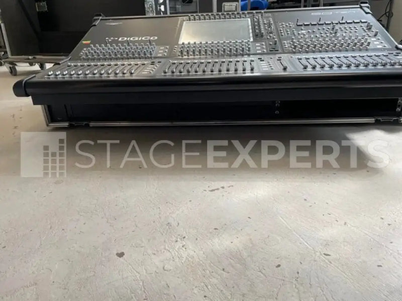 DiGiCo SD10 Digital Console + DiGiRack Touring Package