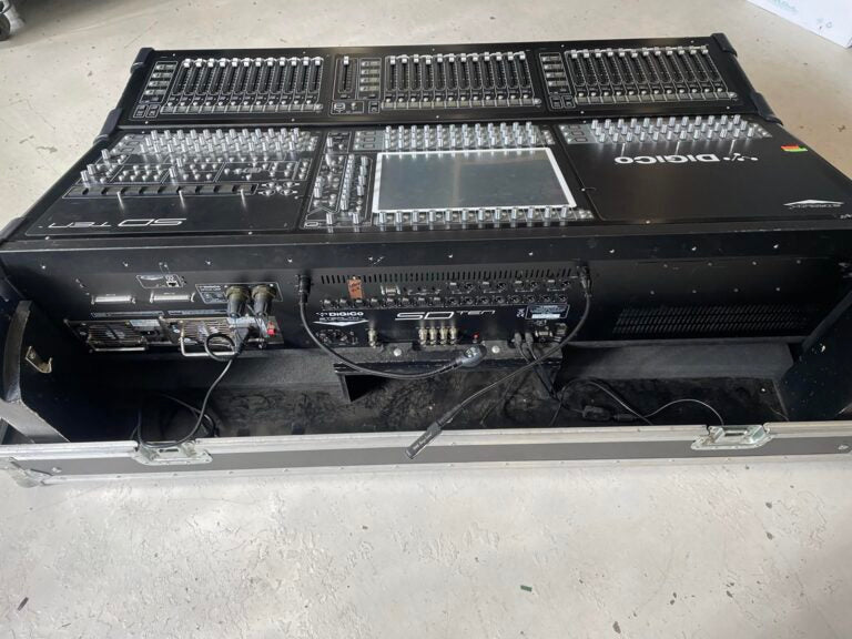 DiGiCo SD10 Digital Console + DiGiRack Touring Package