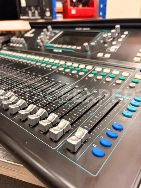 Allen & Heath SQ6 Digital Mixer with Plugin Bundle