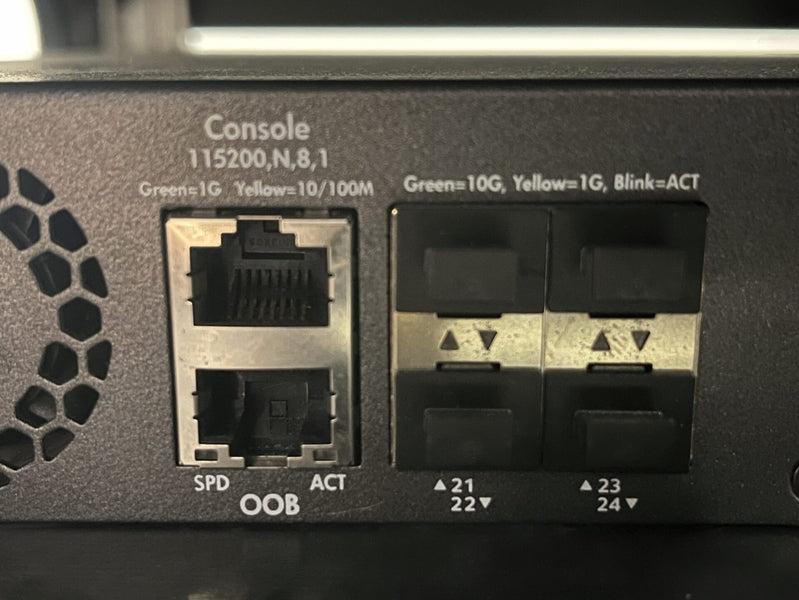 NETGEAR ProSAFE M4300-24X 10G Switch, 24x RJ45 + 4 SFP+