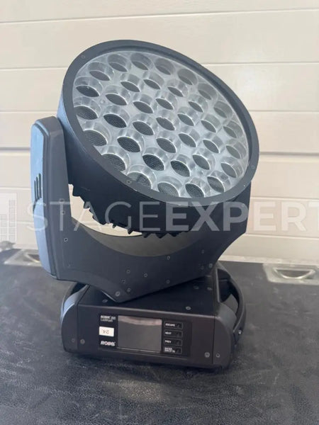 Robe Robin LEDWash 600 – 16 Units with Flightcases for Sale