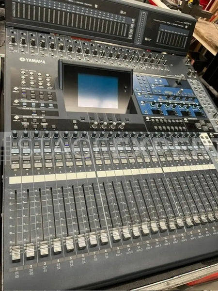 Yamaha 02R96 V2 Digital Mixer with Meter Bridge & Case