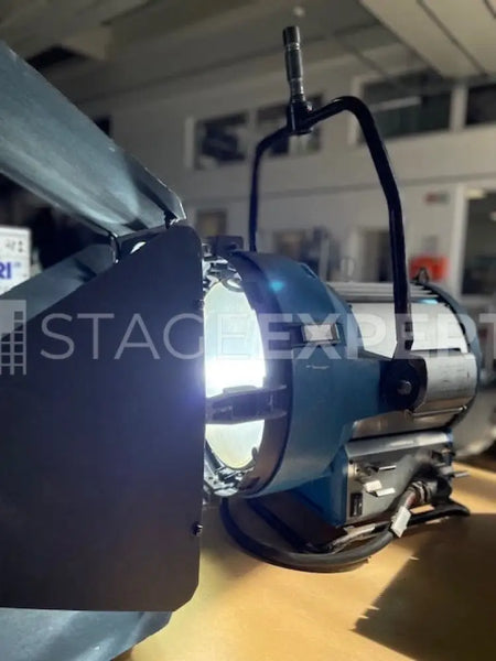 ARRI Sun 2.5/4 kW HMI PAR Set – Flicker‑Free Ballast