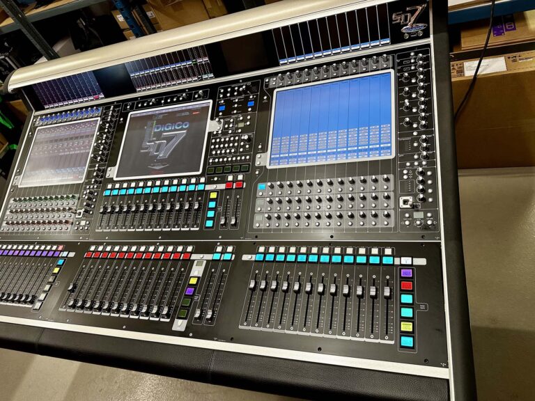 DiGiCo SD7 Dual Engine Digital Mixing Console – Upgradable