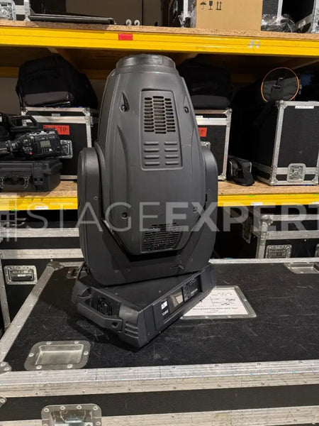 Robe 600E Spot Moving Lights Pair with Dual Flight Case