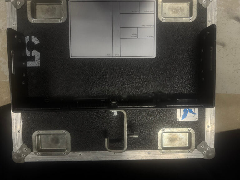 d&b audiotechnik MAX2 Stage Monitors Pair in Flightcase