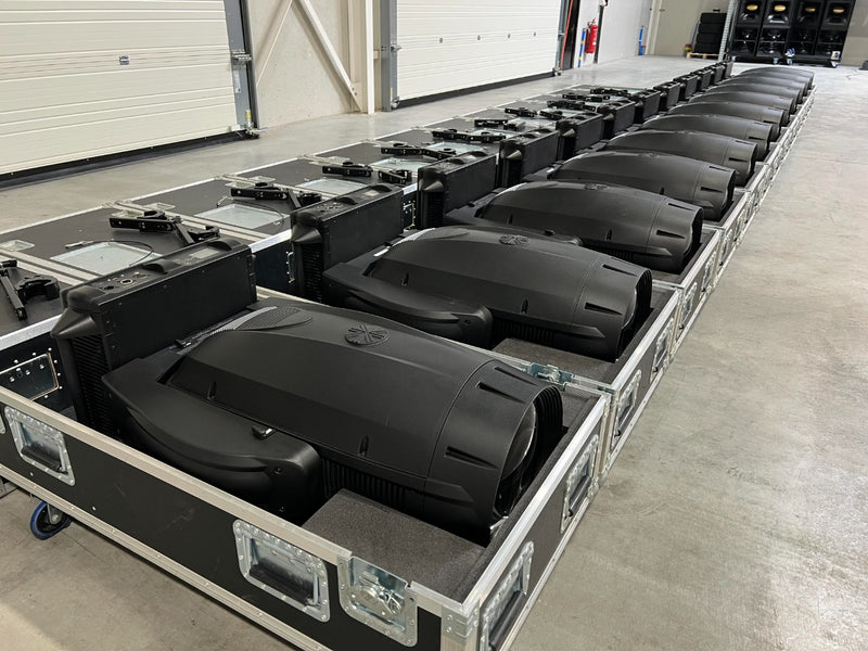 Vari-Lite VL4000 BeamWash set – 11 units plus spares