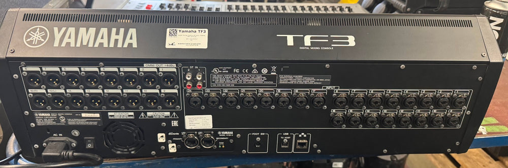 Yamaha TF3 Digital Mixing Desk with Case and Nuendo Live