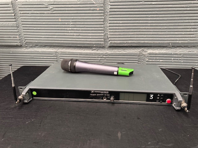 Sennheiser EM 3031 + SKM 3072 Wireless Handheld System